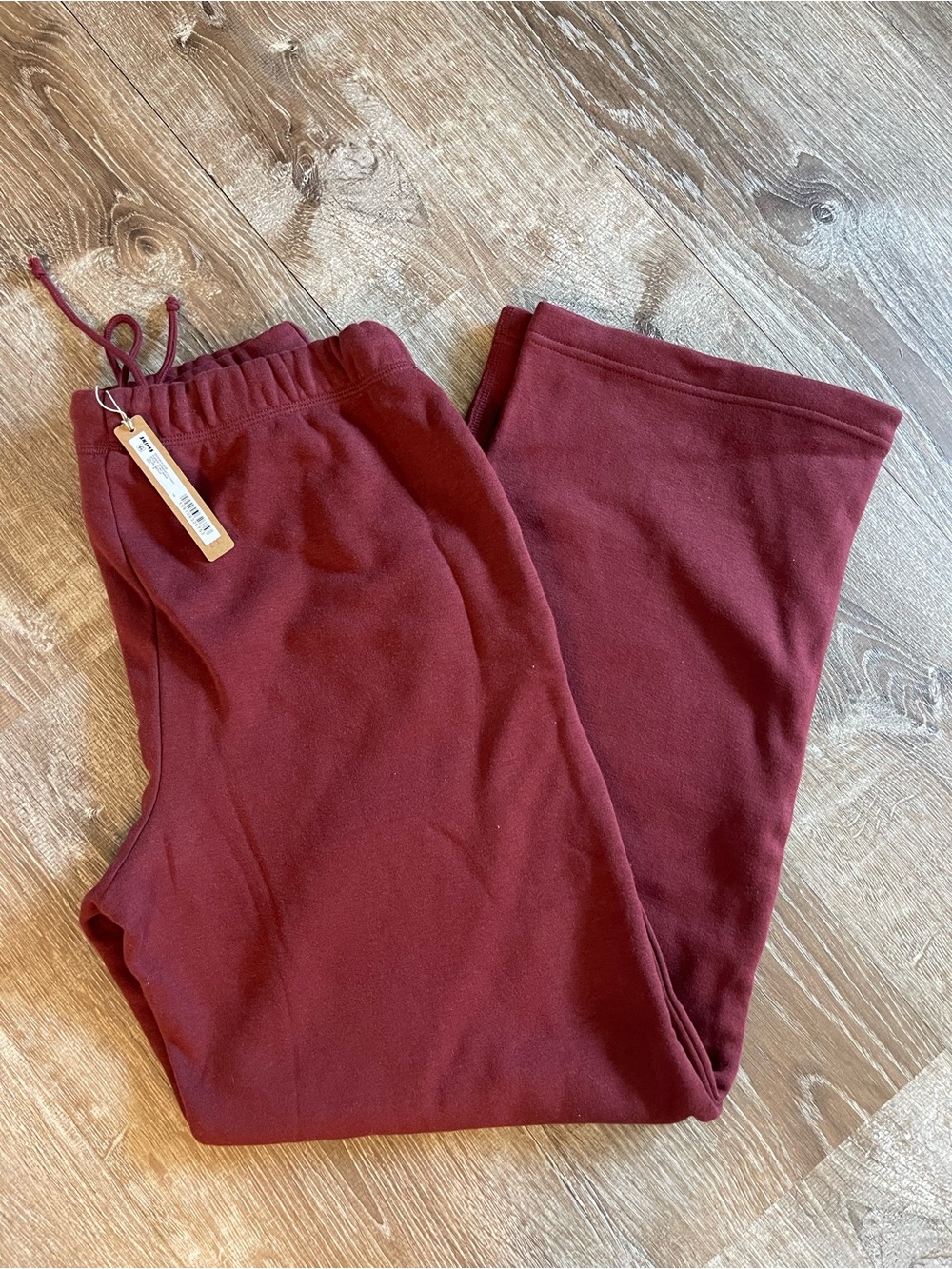 Skims pants